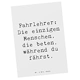 Mr. & Mrs. Panda Postkarte Spruch Fahrlehrer Engel - Geschenk, Fahrlehrerin, Berufsleben, Fahrschüler, Prüfungsstress, Ansichtskarten, Berufspassion, Fahrunterricht, Ansichtskarte, Postkarten, Beruf