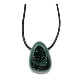 firstonthesun Grünfluss Tropfen-Anhänger | Cabochon | Gebohrter Trommelstein | Edelstein Schmuck | Glitzernder Kristall | Inklusive Kette nach Wahl (Schwarzes Baumwollband Halskette)