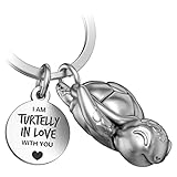 FABACH Schildkröte Schlüsselanhänger Snappy mit Herz und Gravur - Süßer Schildkröten Schlüsselanhänger - Liebe Glücksbringer Schildkröte als Geschenk für Partner - Turtelly in Love