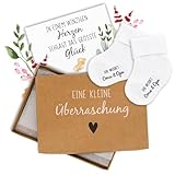 Amari® Babysocken Geschenkset – „Ihr werdet Oma & Opa“ – Schwangerschaft verkünden mit süßer Geschenkbox – Perfektes Baby Geschenk für werdende Großeltern