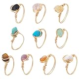 UNICRAFTALE 10 Stück Chakra Kristallringe Für Damen 10 Stile Verstellbare Edelsteinringe Mit Kupferdraht Umwickelter Ring Unregelmäßiger Bunter Edelsteinring Für Frauen (Hellgold)