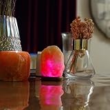 HEIMTEX Himalaya USB Farbwechsel-LED-Salzkristall-Lampe - Natürliche Form Salzlampe aus dem Salz-Sortiment - Salzsteinlampe mit Sockel und Glühbirne aus reinem Salzstein