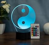 Optechvisual Yin Yang LED Lampe – 3D Tischlampe mit Farbwechsel & Fernbedienung – Spirituelle Deko mit Symbolik – Zen Licht für Wohnzimmer, Büro & Schlafzimmer – Acrylglas – Geschenkidee