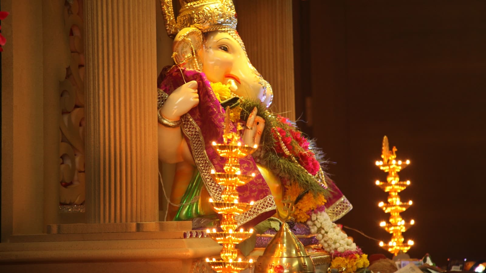 Ganesha-Figuren – Die fabelhafte Welt der Elefantengötter: Entdecke die Geheimnisse hinter den zauberhaften Statuen!