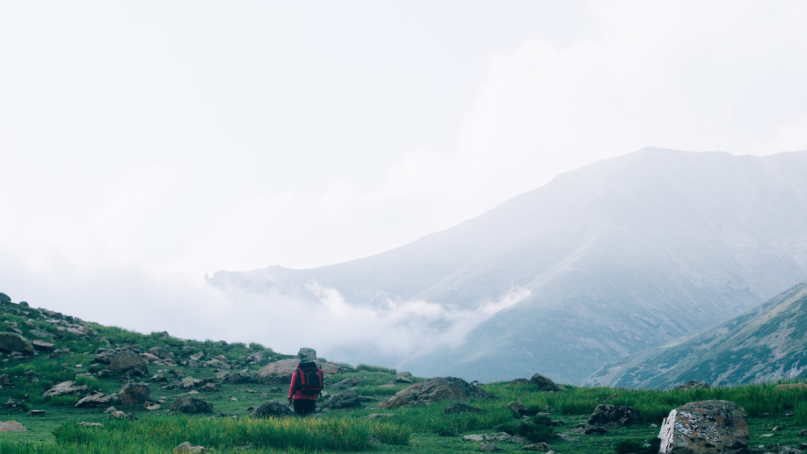 1. Die atemberaubende Schönheit des Himalayas:‍ Eine Reise in die faszinierende Welt tibetischer Anhänger