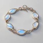 Entdecke das bezaubernde Splitterarmband Opalit: Ein funkelndes Accessoire für jeden Anlass 4 Entdecke das bezaubernde Splitterarmband Opalit: Ein funkelndes Accessoire für jeden Anlass